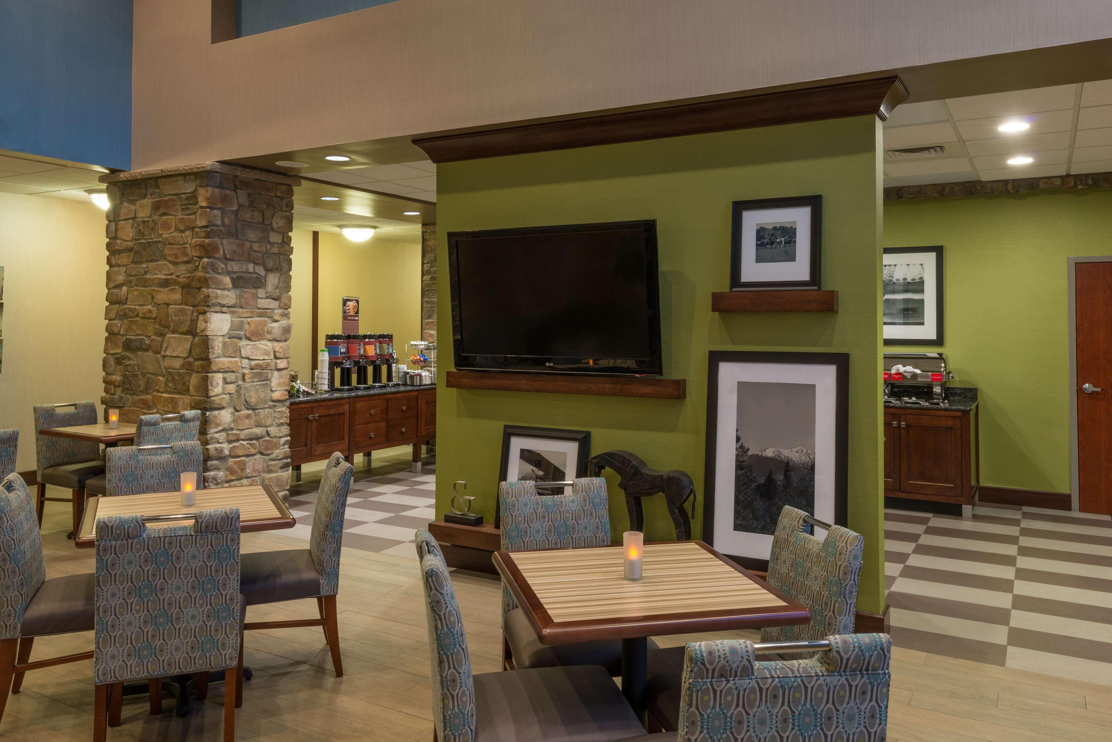 Hampton Inn & Suites Colorado Springs-Air Force Academy/I-25 North Екстериор снимка